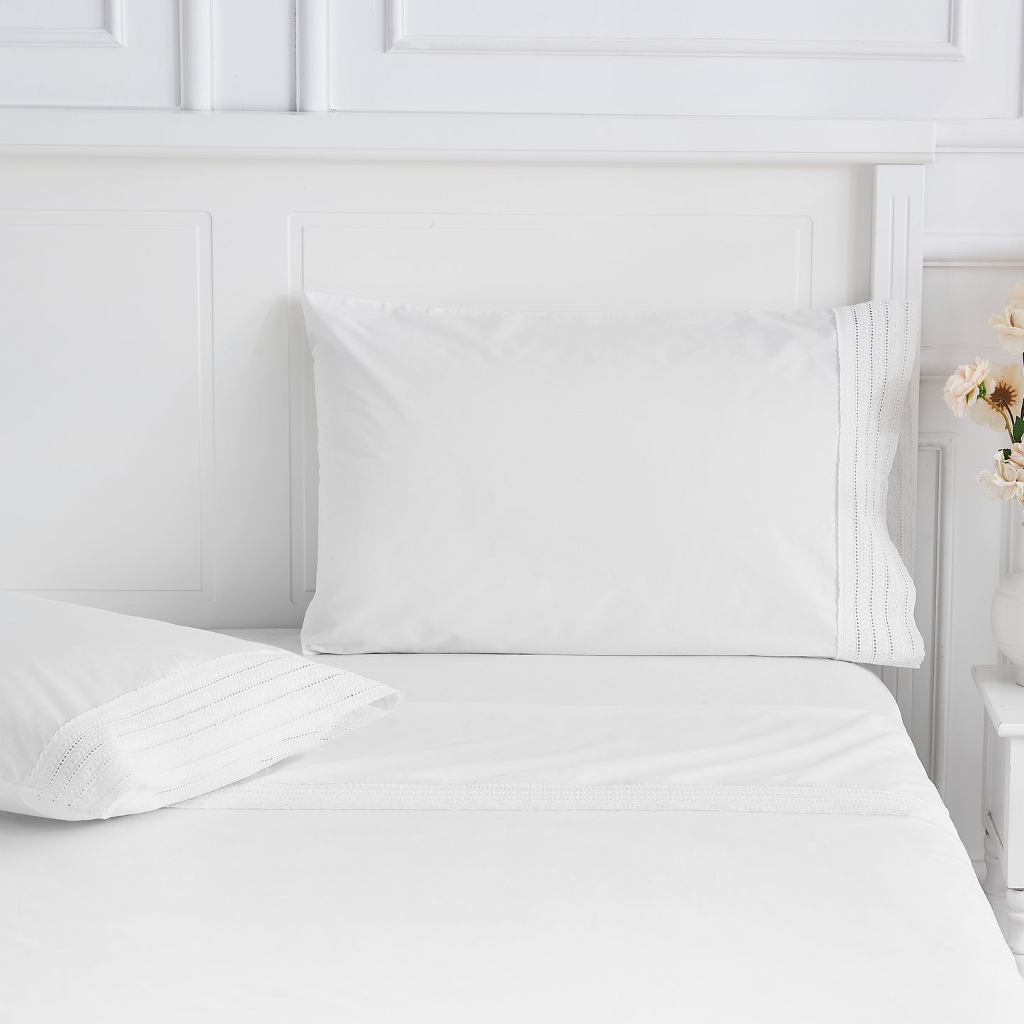 Elizabeth Lace Cotton Percale Pillowcase Pair