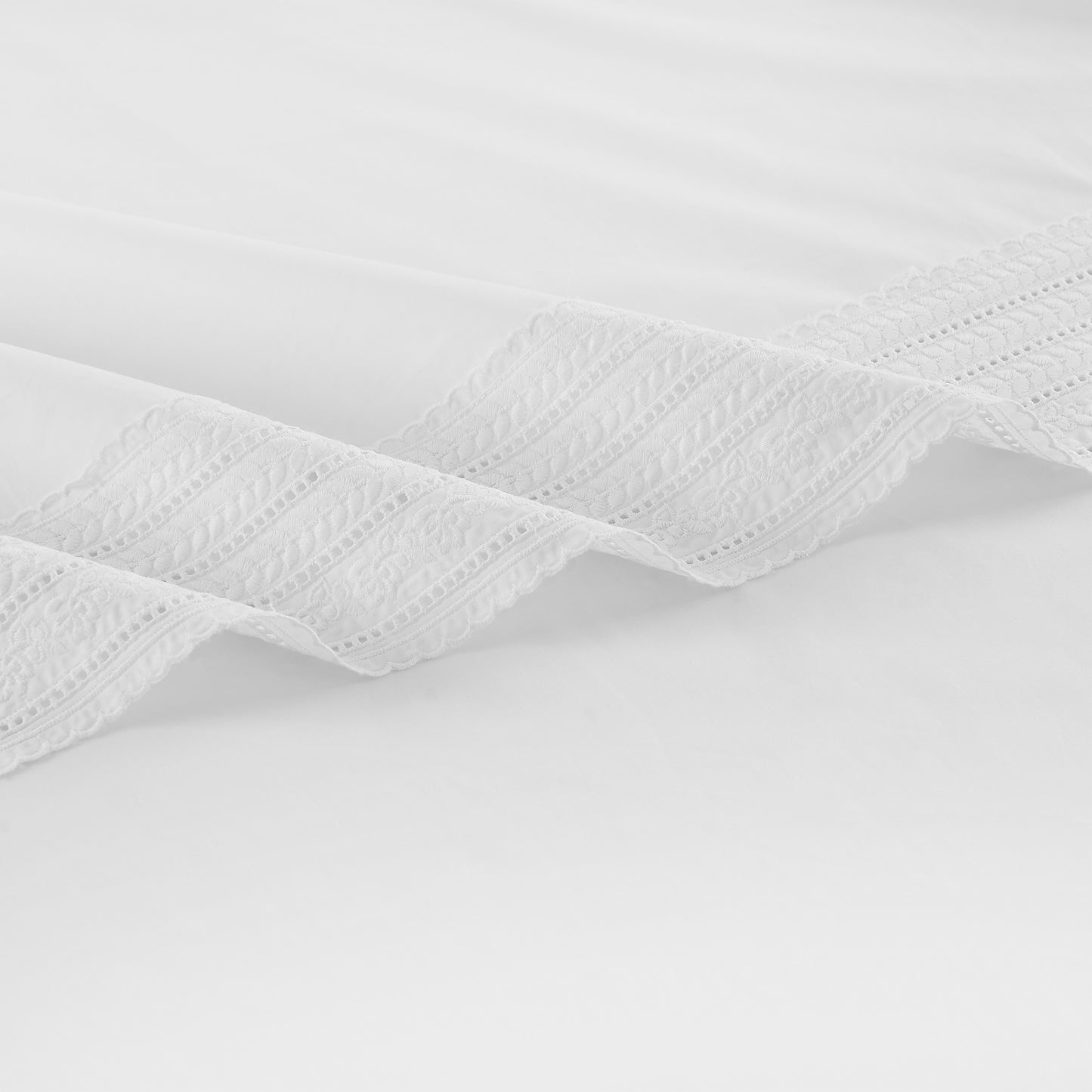 Elizabeth Lace Cotton Percale Pillowcase Pair
