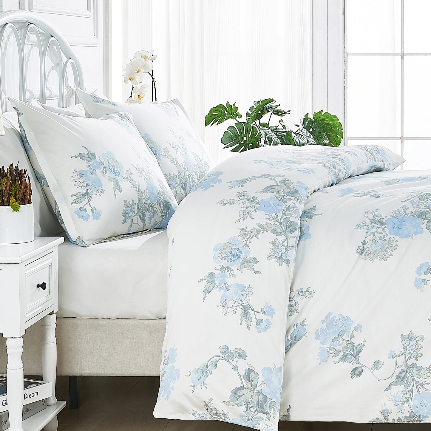 Jardin De Rose Printed Cotton Percale Duvet Set