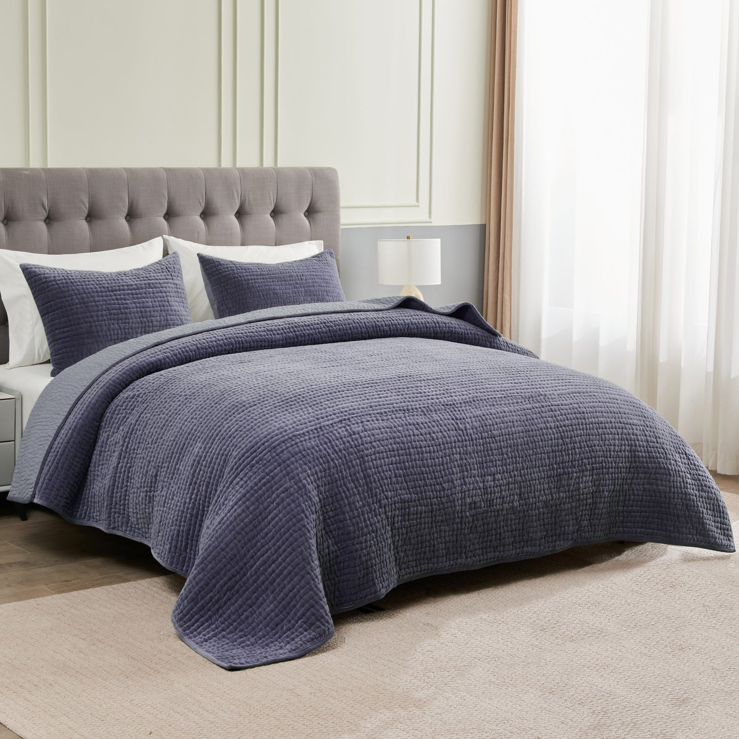 Tamara Velvet Quilt Set