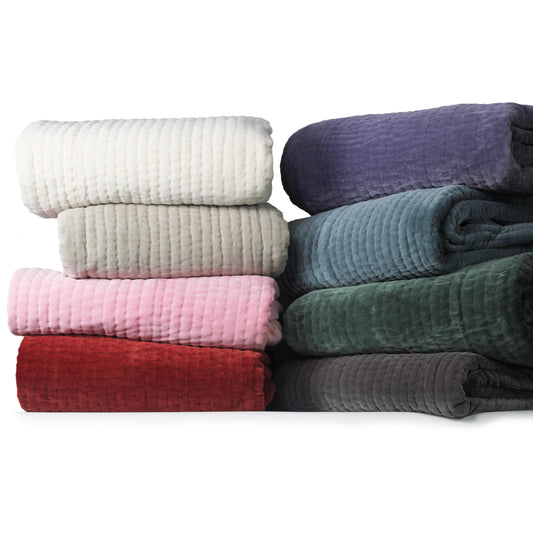 Tamara Velvet Quilt Set