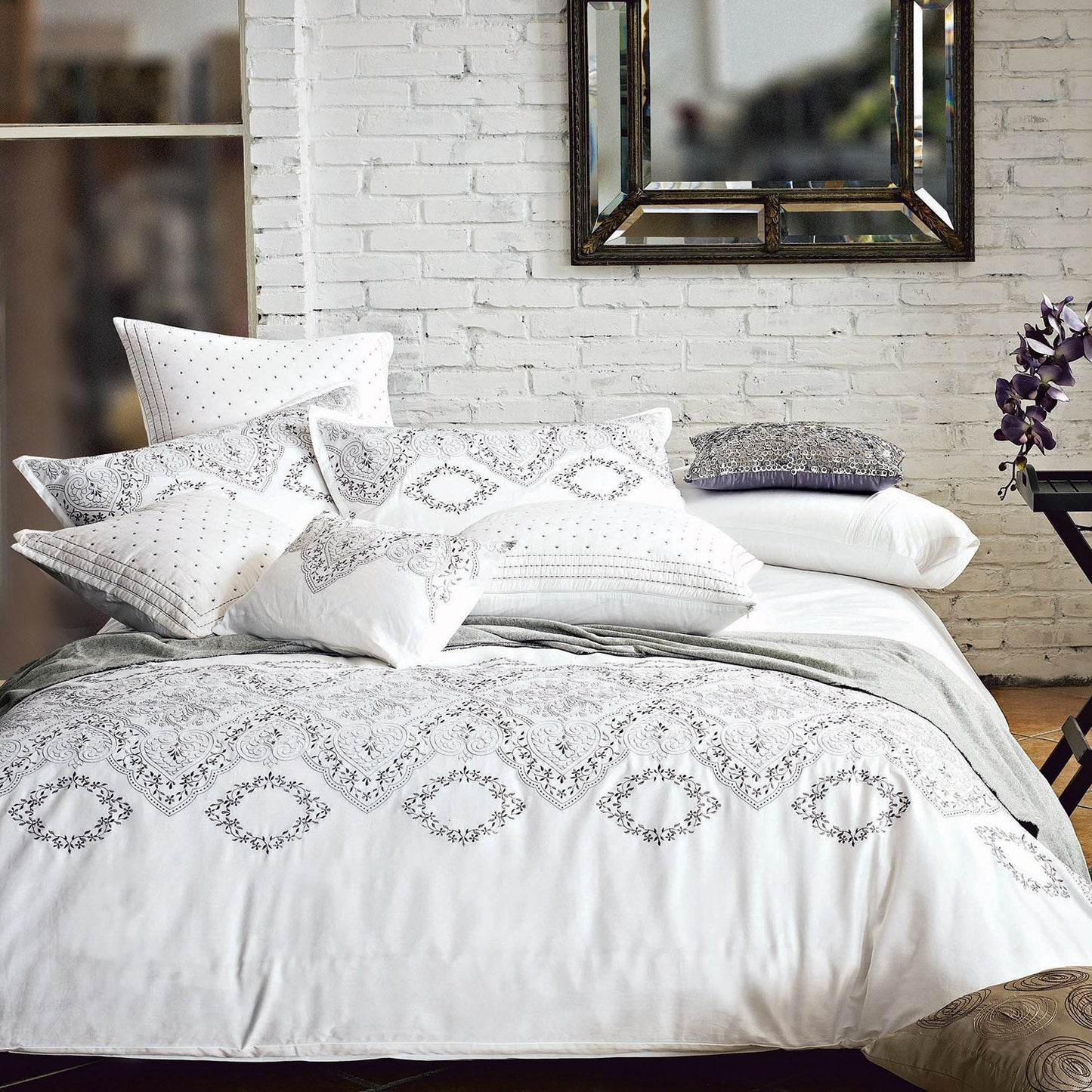 Brocade Embroidered Duvet Cover Set