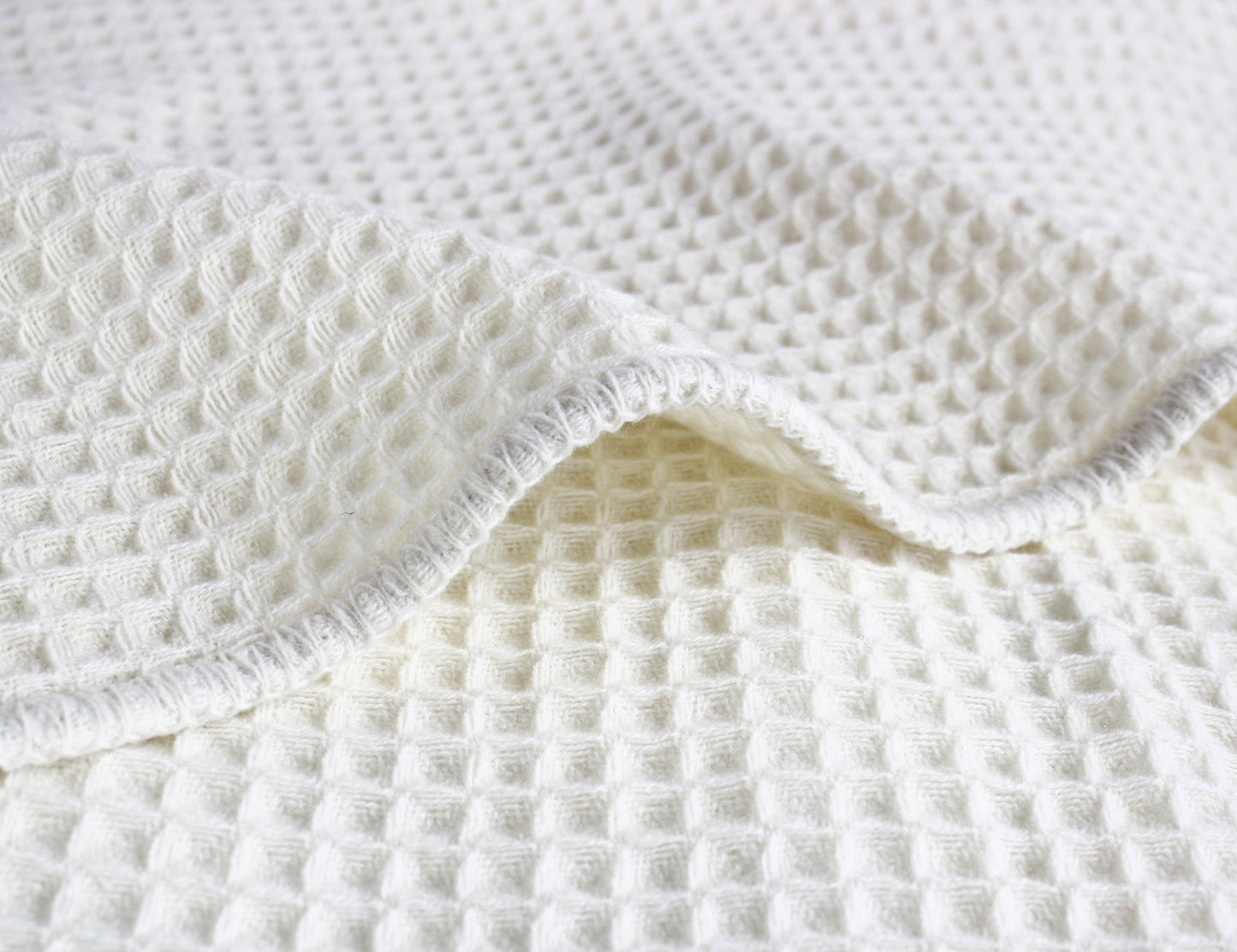 100% Merino Wool Waffle Weave Blanket