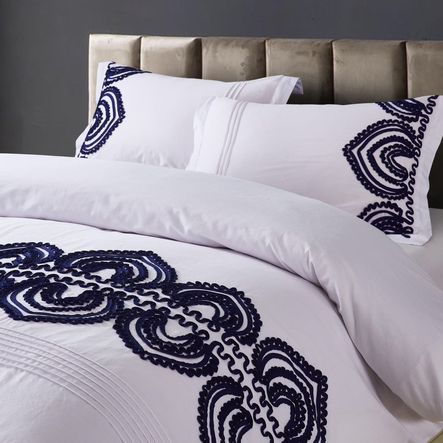 Padma Embroidered Duvet Set