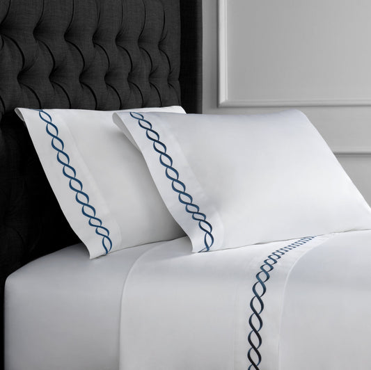 600 Thread Count Rope Embroidered Sheet Set