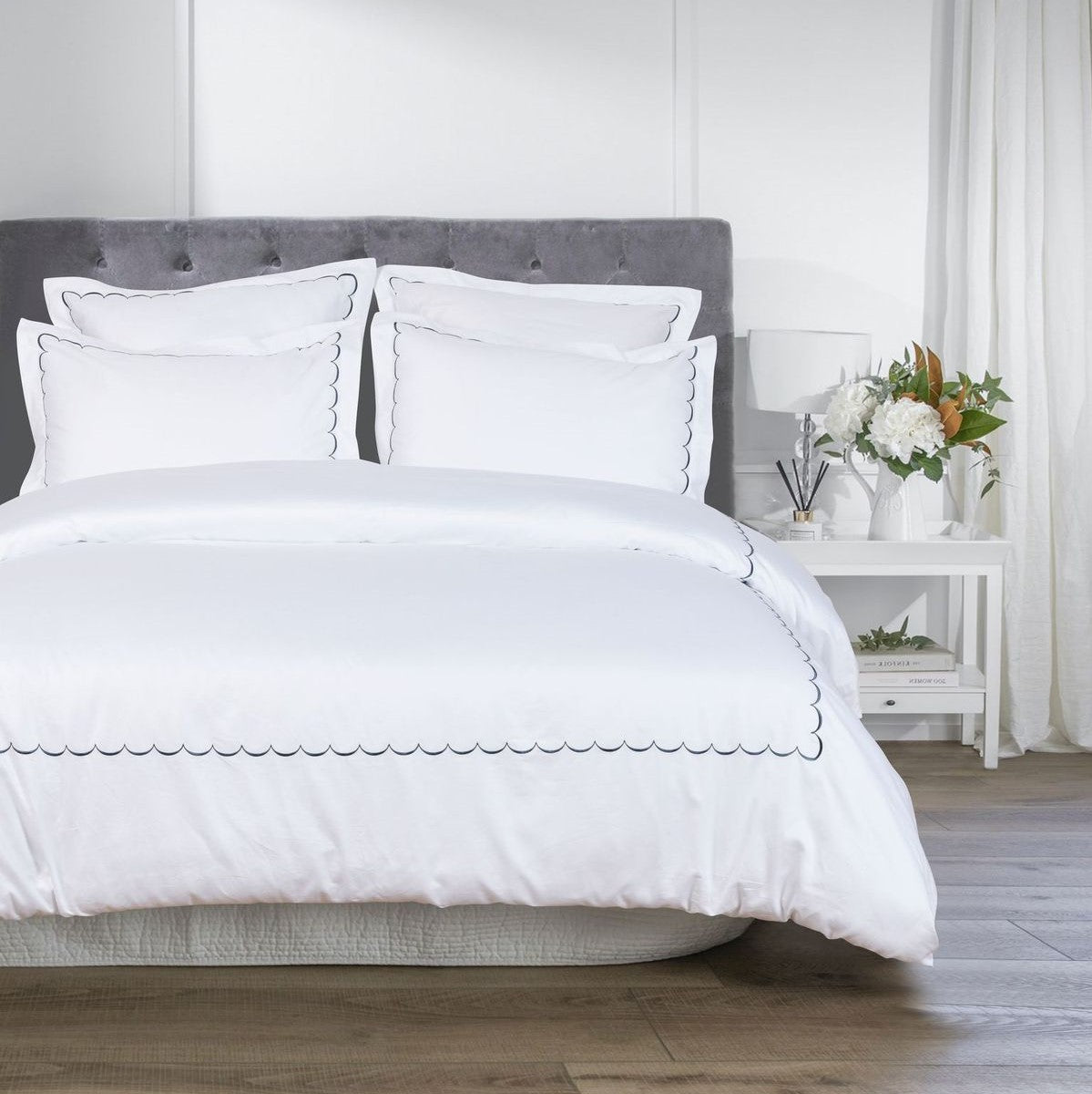 600 Thread Count Scallop Embroidered Duvet Set