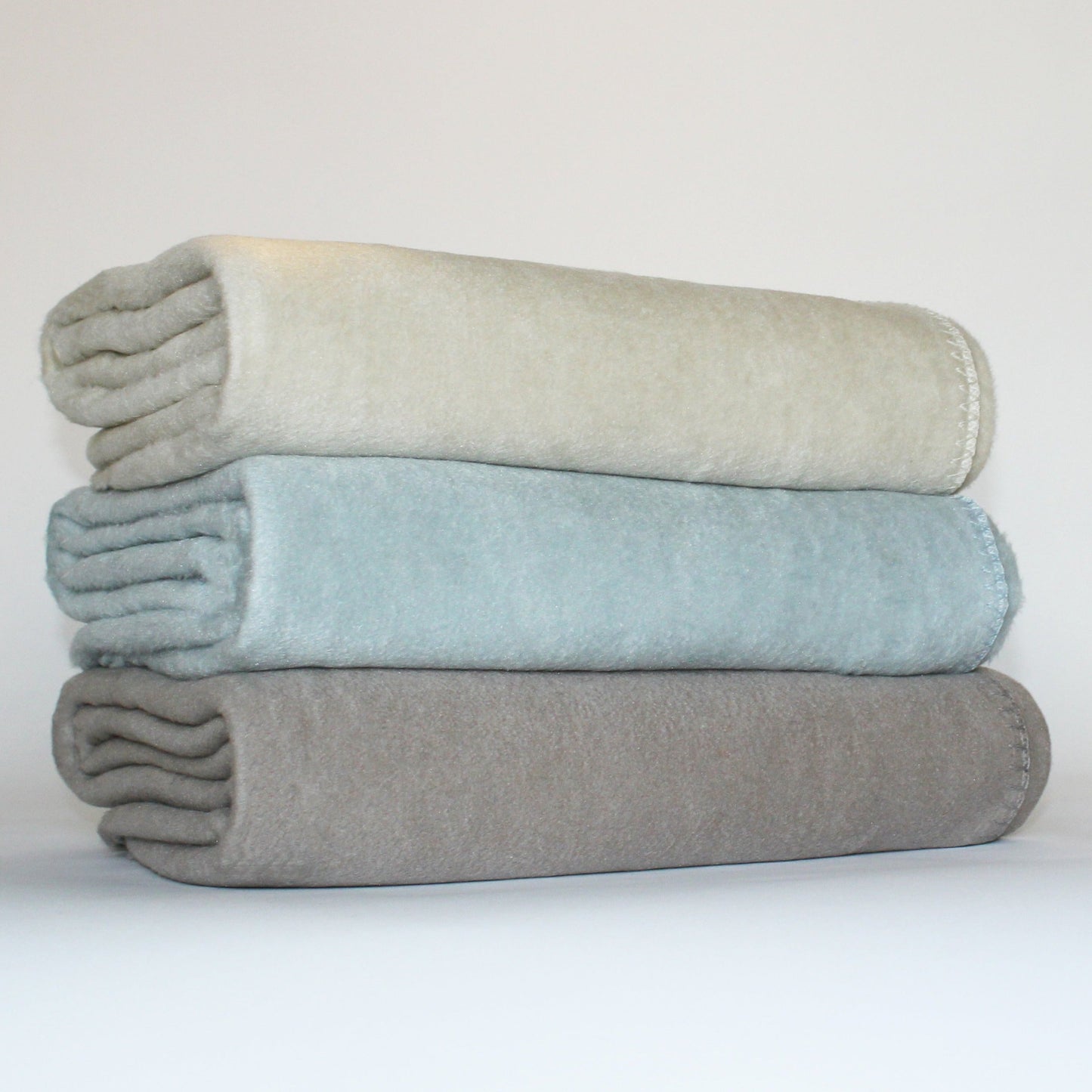 Plaza Silk Throw
