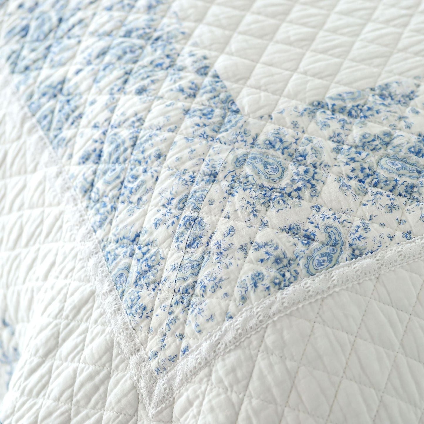 Soft Garden Ruffle Cotton Quilt Set