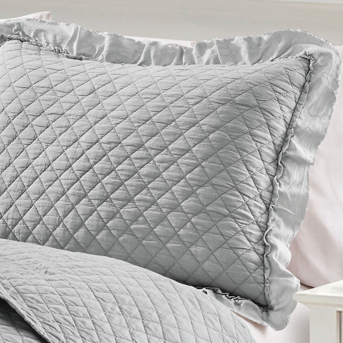 Diamond Ruffle Stonewashed Quilt Set