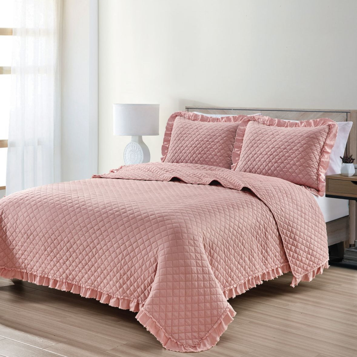 Diamond Ruffle Stonewashed Quilt Set