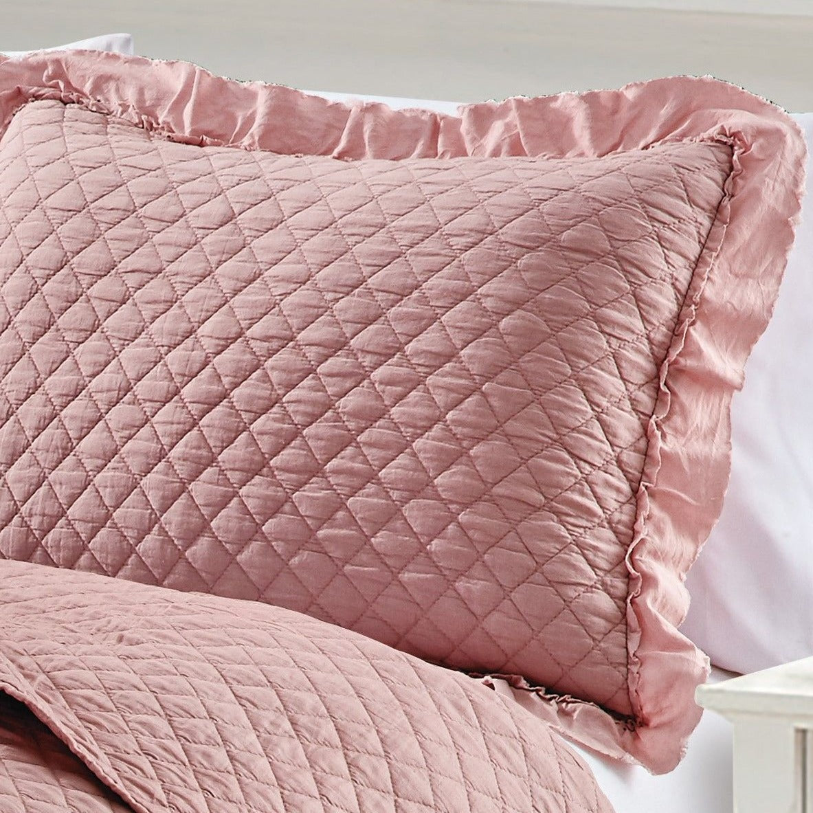 Diamond Ruffle Stonewashed Quilt Set