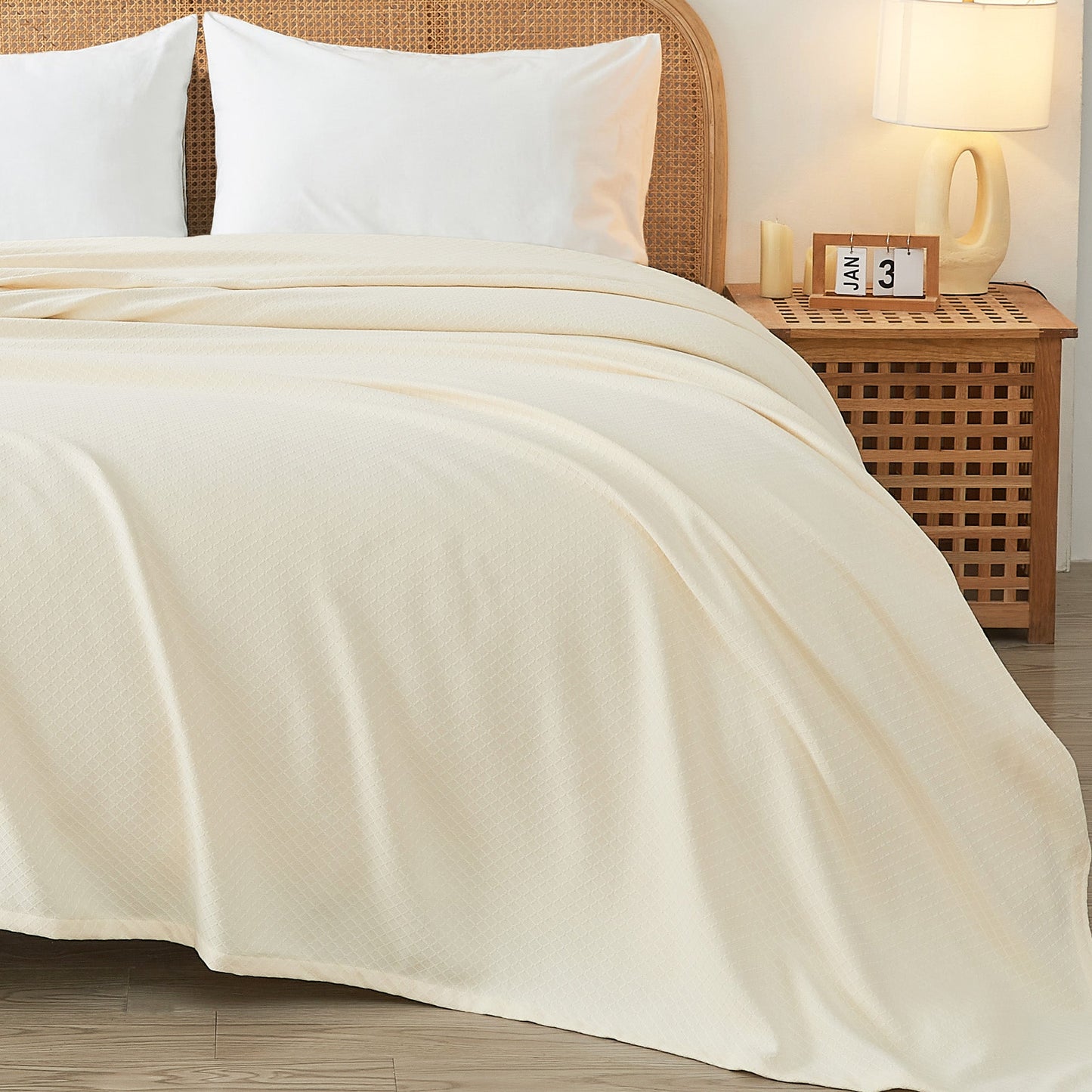 Egyptian Cotton Diamond Blanket