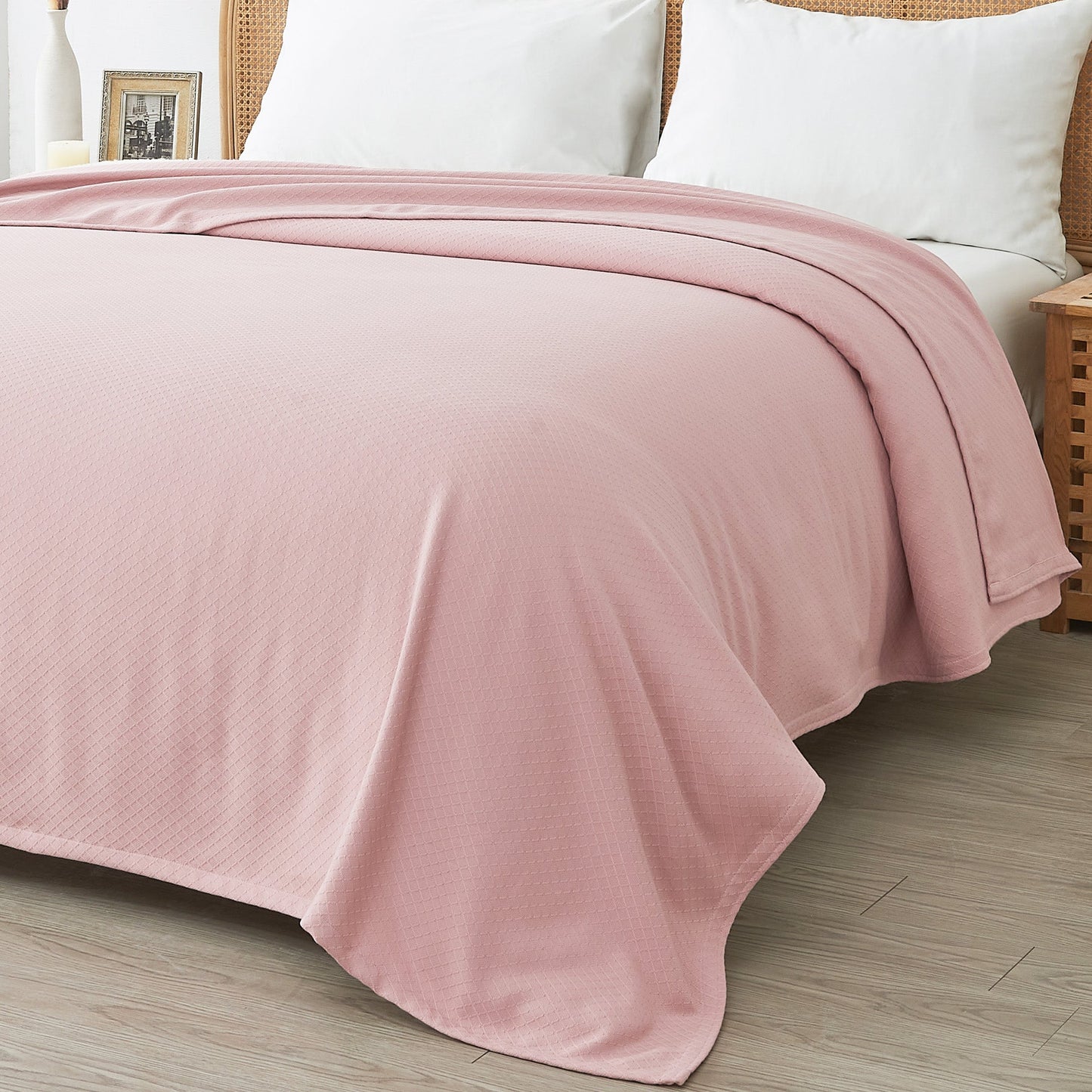 Egyptian Cotton Diamond Blanket