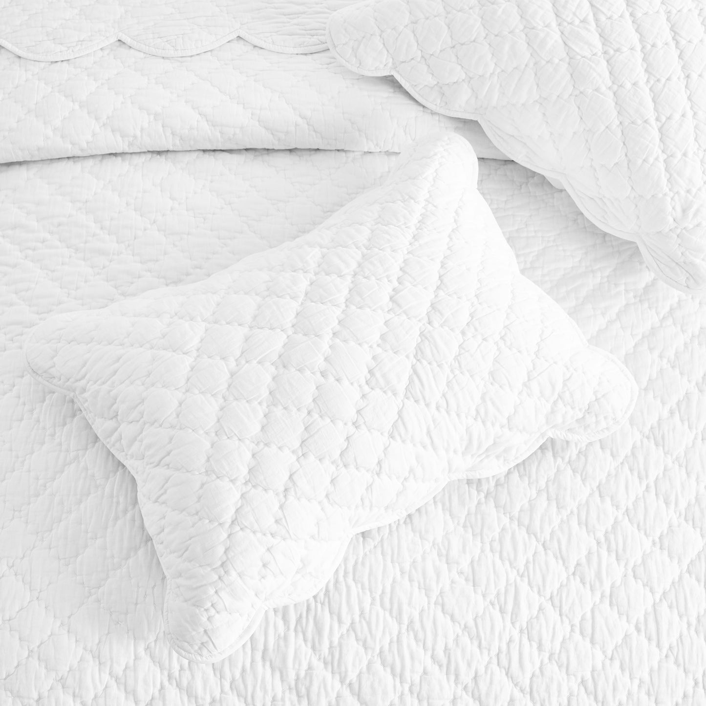 Diamond Scallop Cotton Voile Hand Stitched Quilt Set