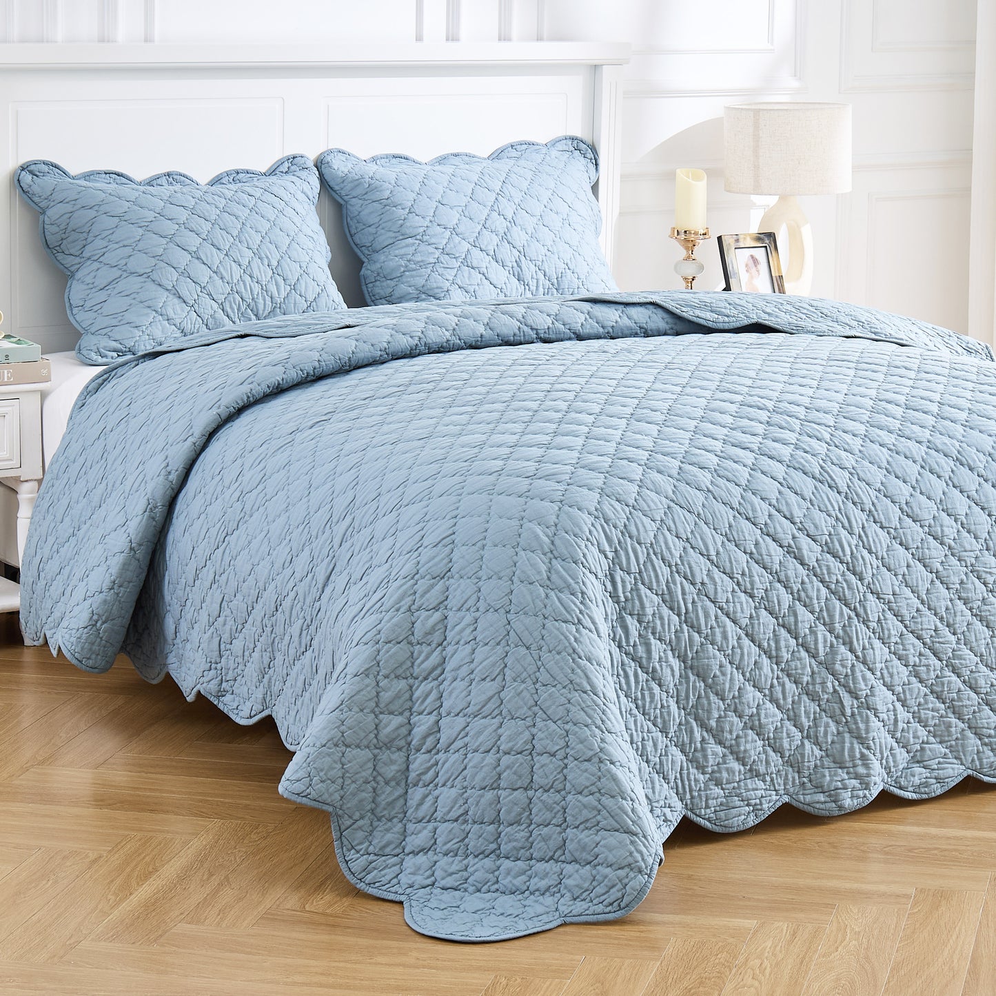 Diamond Scallop Cotton Voile Hand Stitched Quilt Set