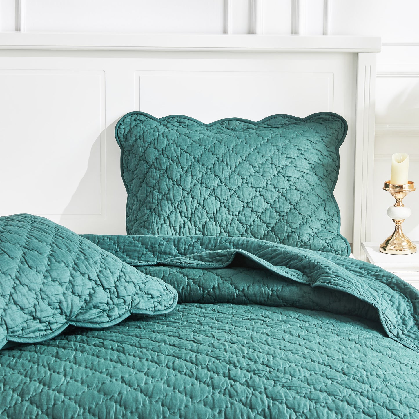 Diamond Scallop Cotton Voile Hand Stitched Quilt Set