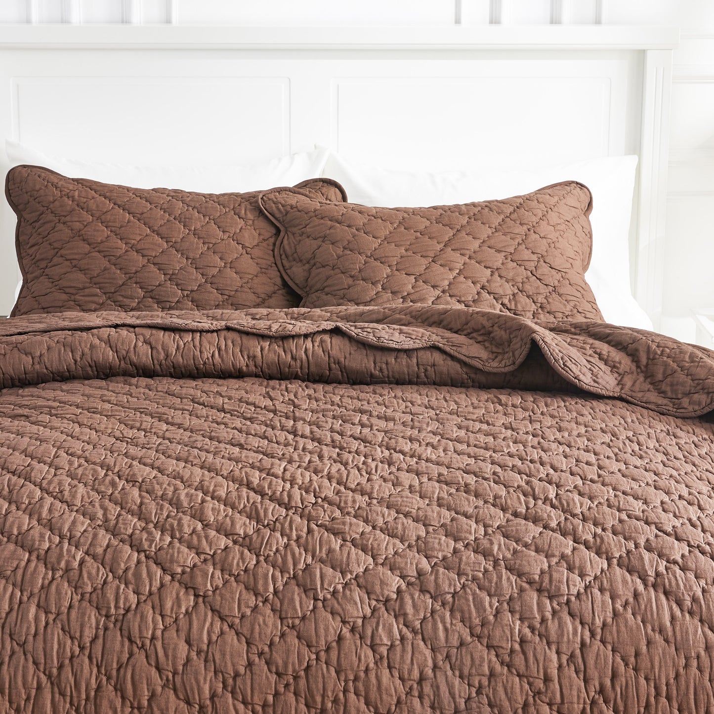 Diamond Scallop Cotton Voile Hand Stitched Quilt Set