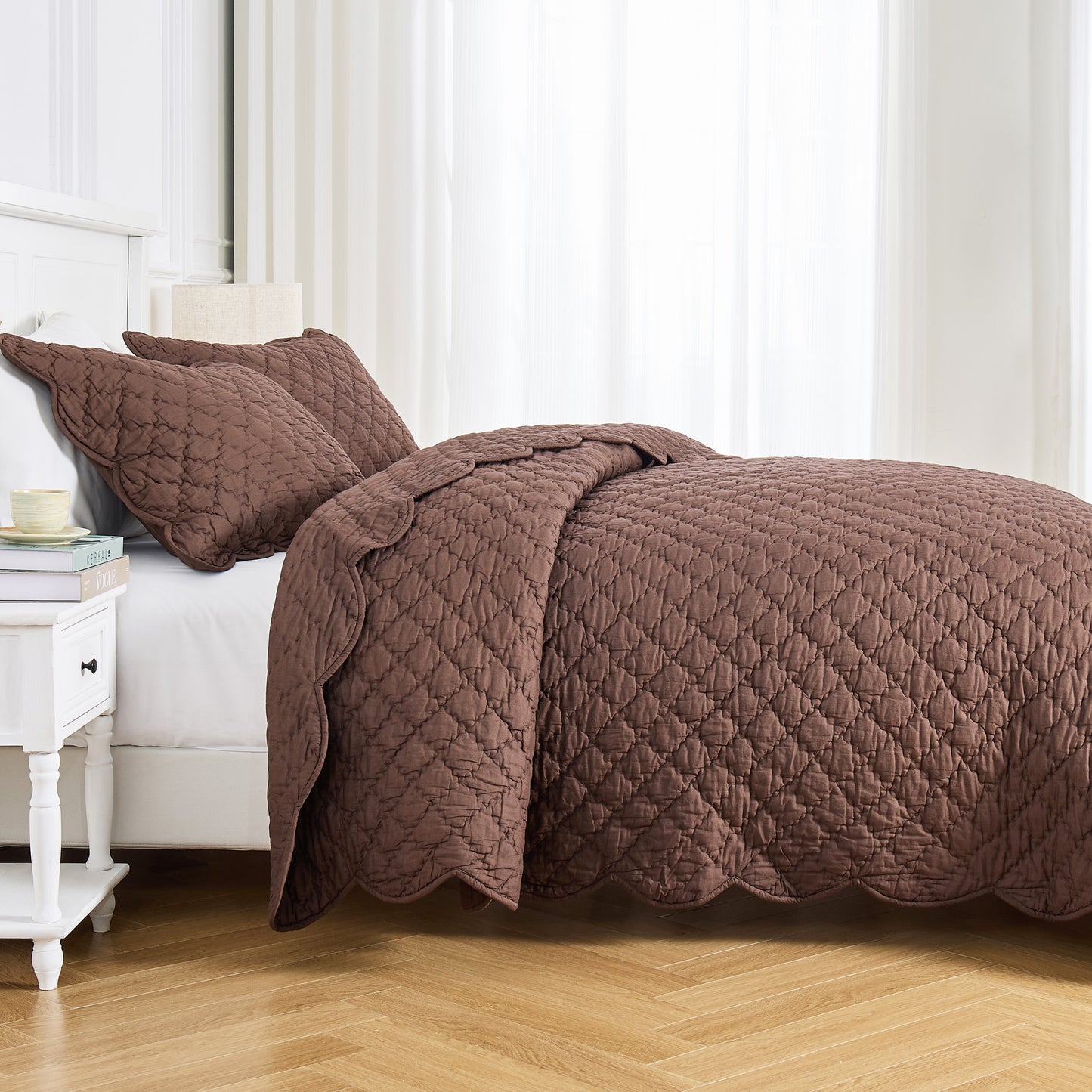 Diamond Scallop Cotton Voile Hand Stitched Quilt Set