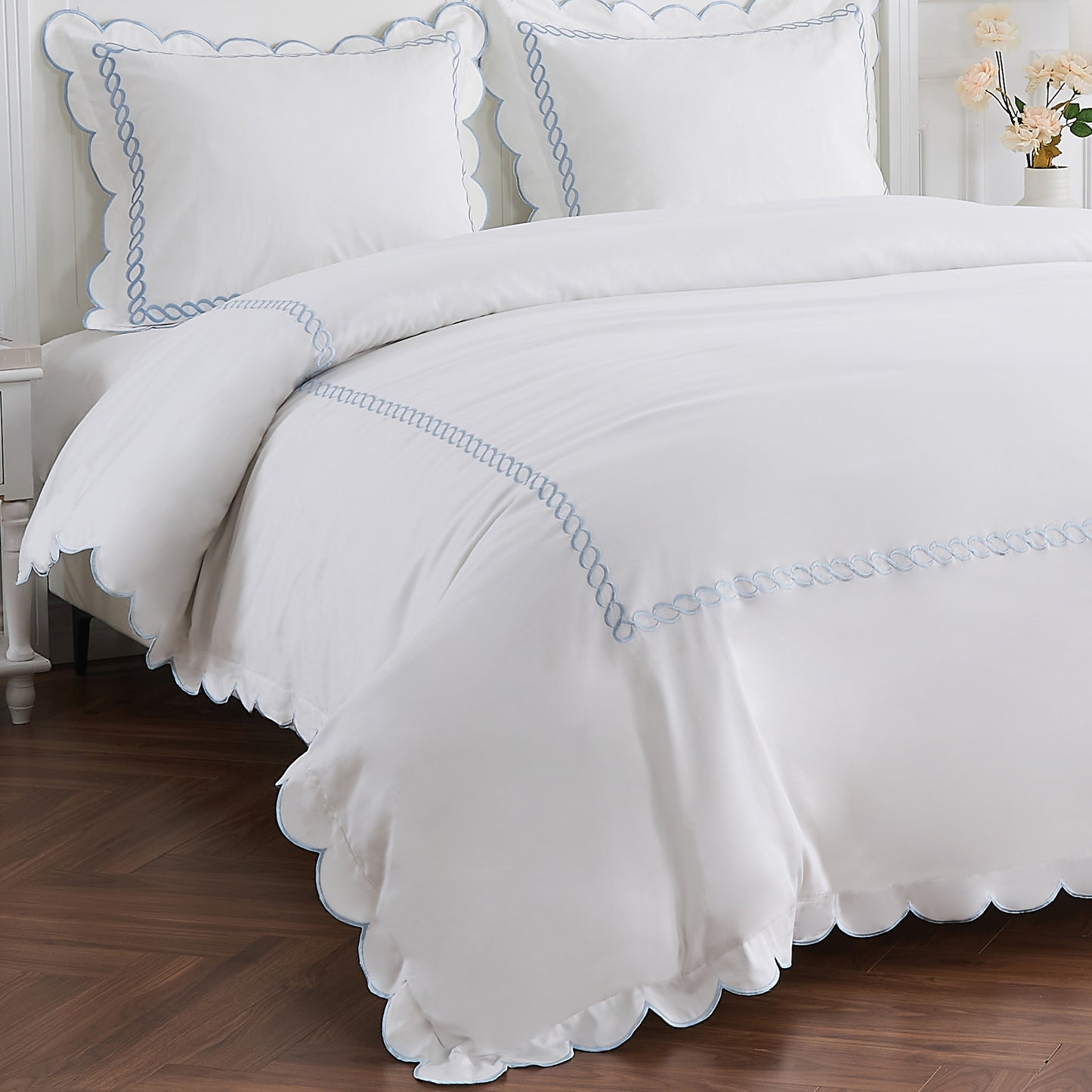 600 Thread Count Scallop Rope Embroidered Cotton Duvet Set