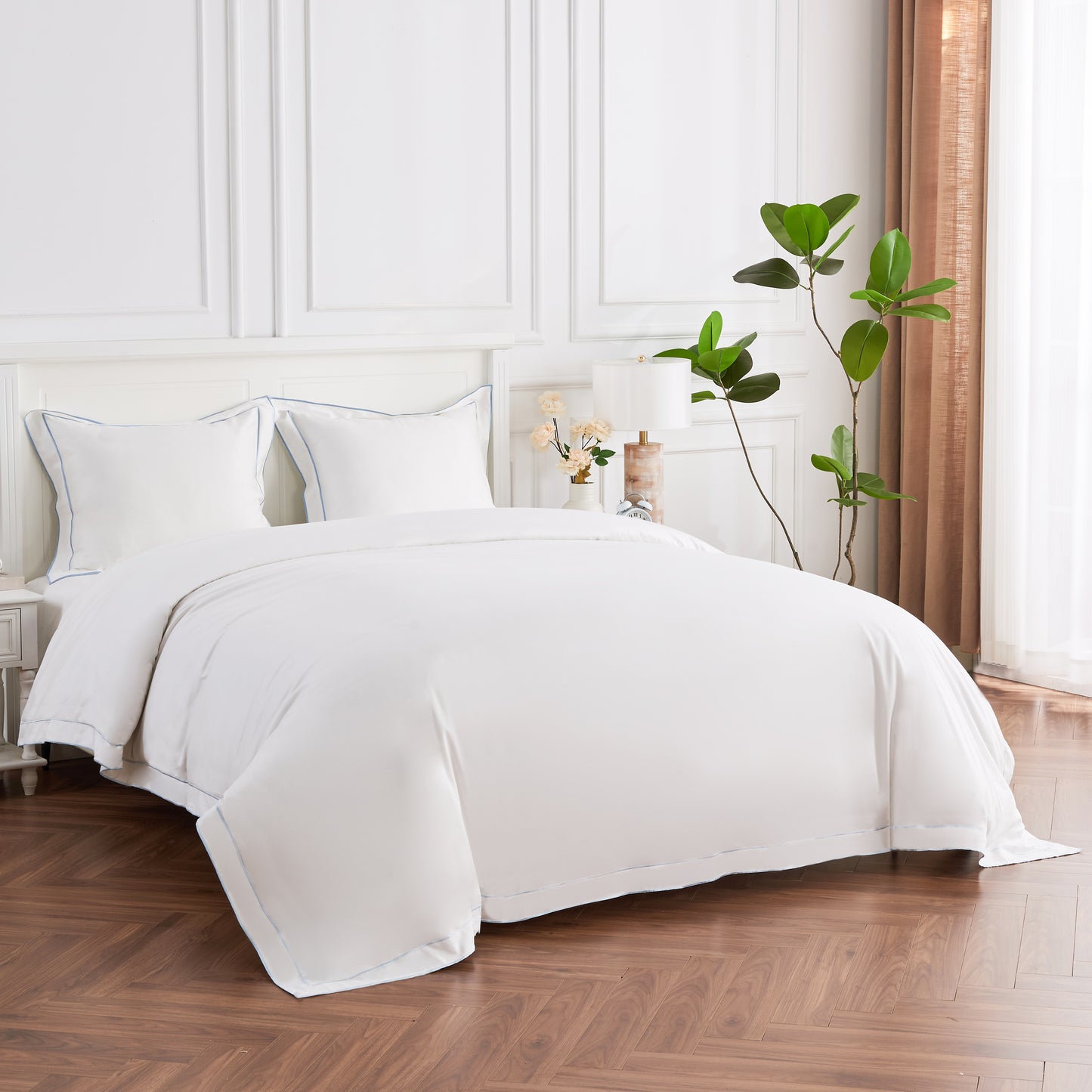 600 Thread Count Framed Sateen Embroidered Cotton Duvet Set