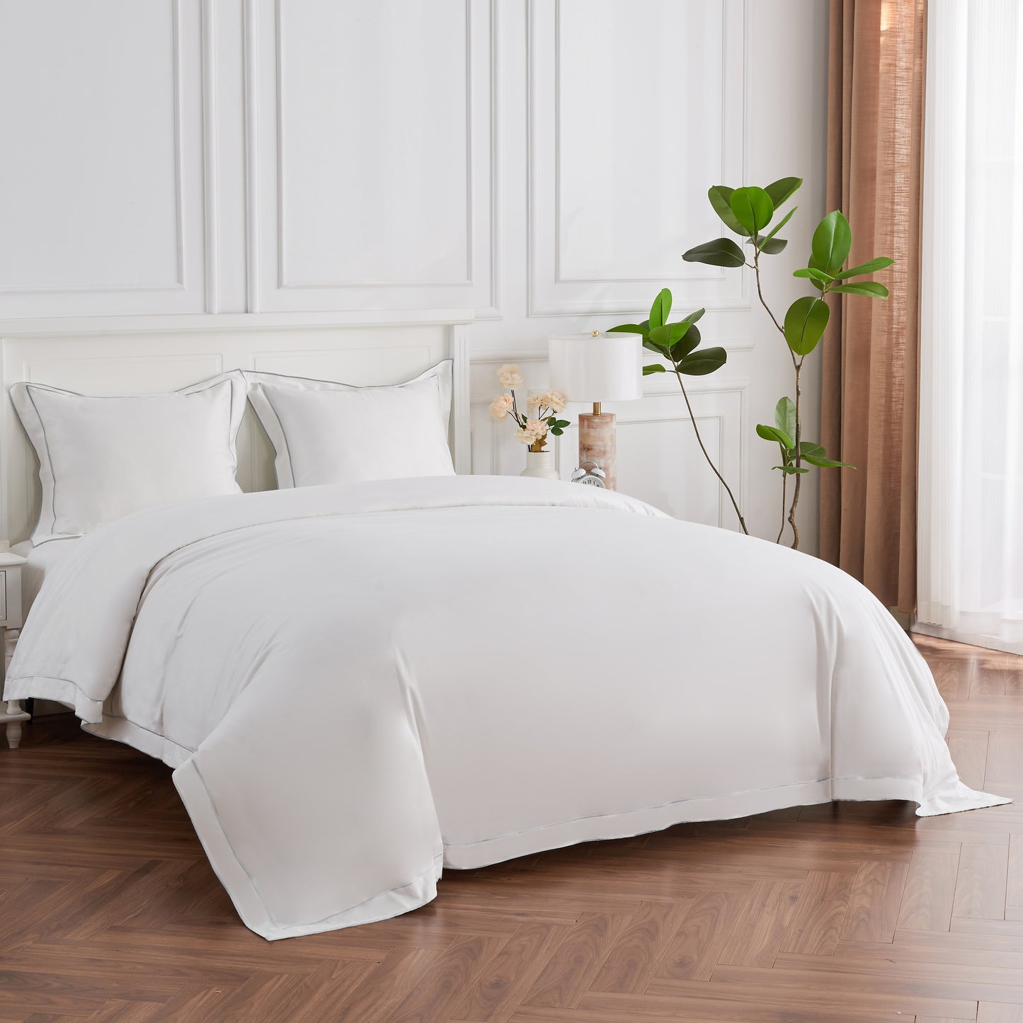 600 Thread Count Framed Sateen Embroidered Cotton Duvet Set