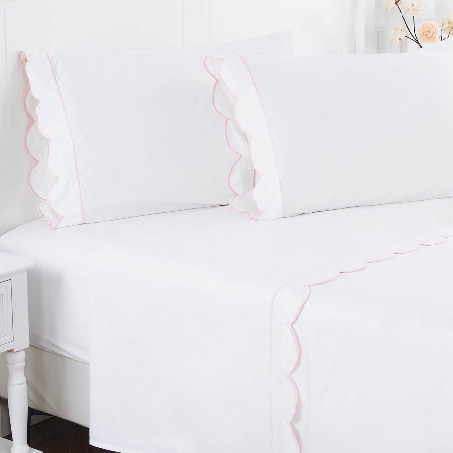 Scallop Frame Embroidered Cotton Percale Sheet Set