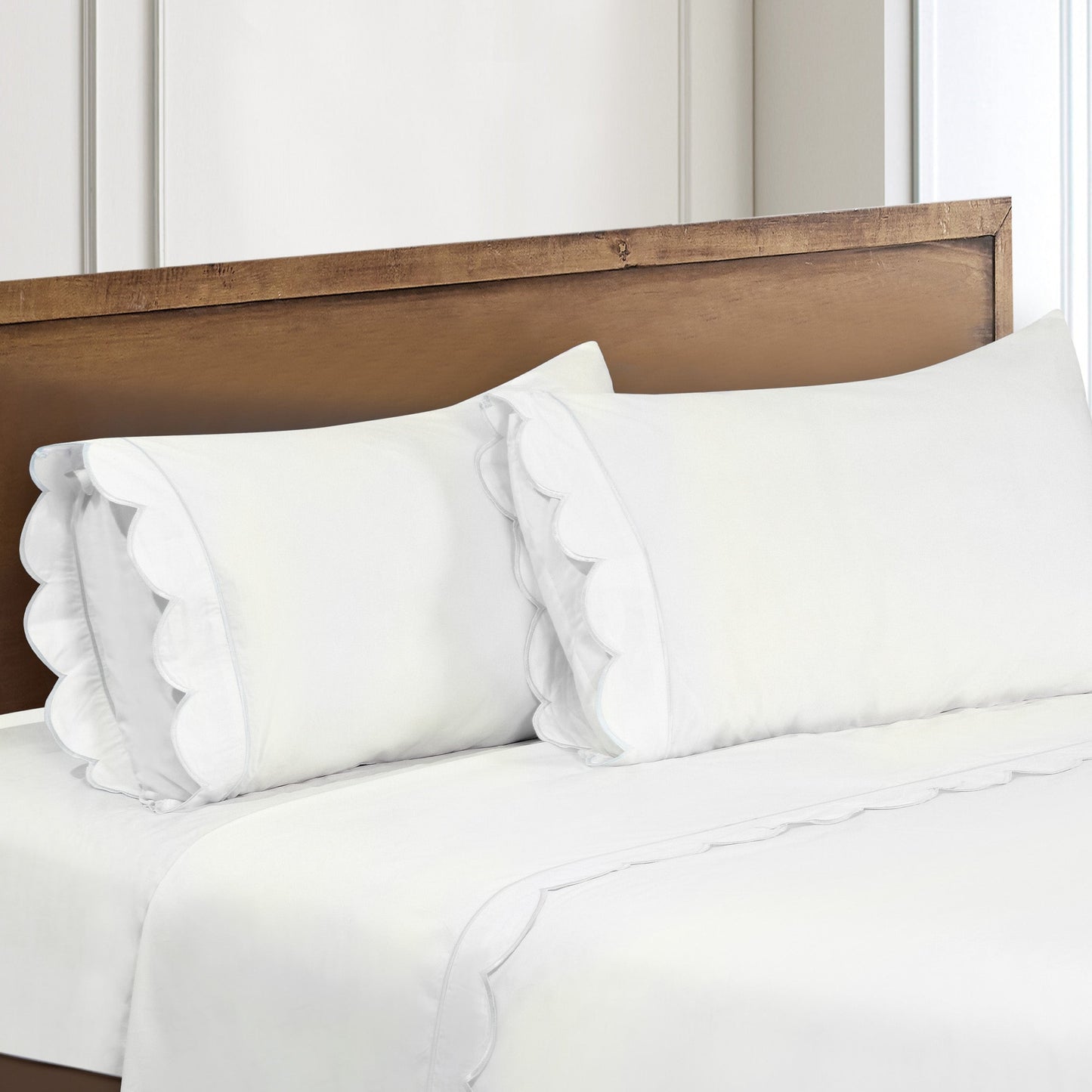 Scallop Frame Embroidered Cotton Percale Sheet Set