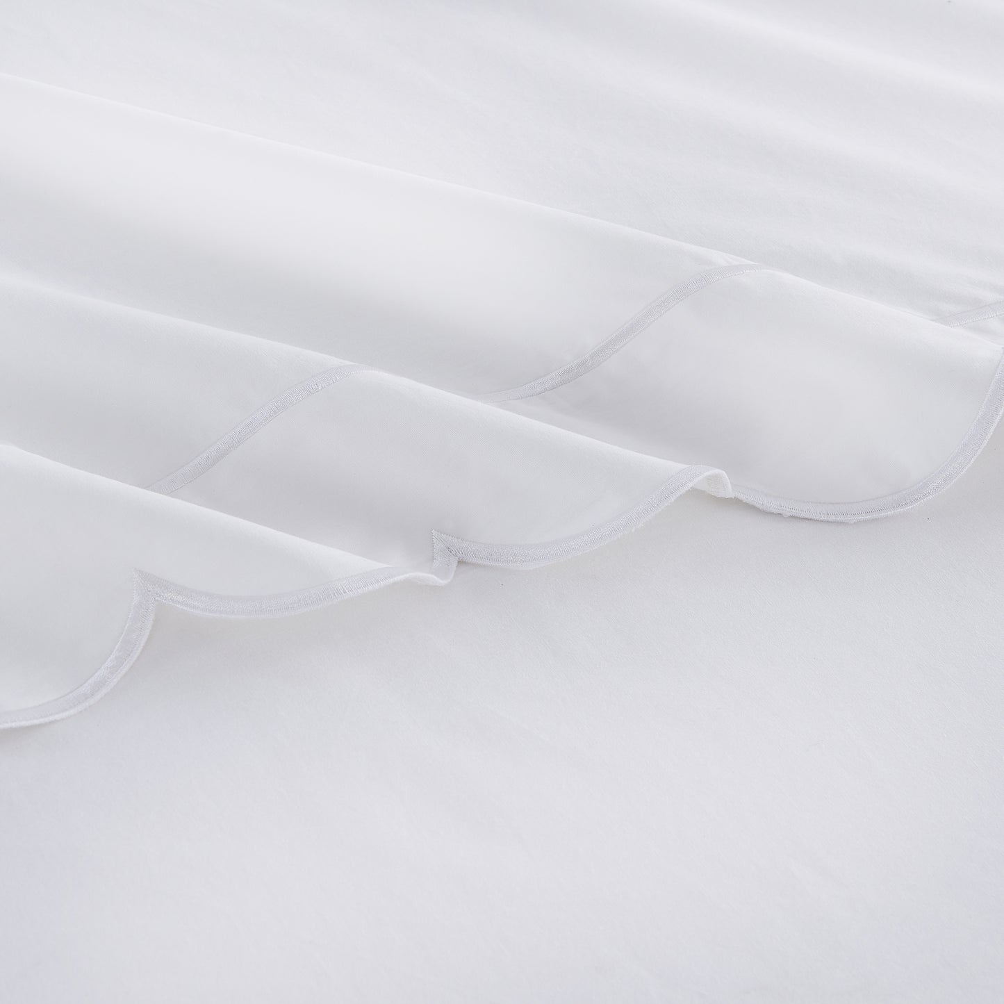 Scallop Frame Embroidered Cotton Percale Sheet Set