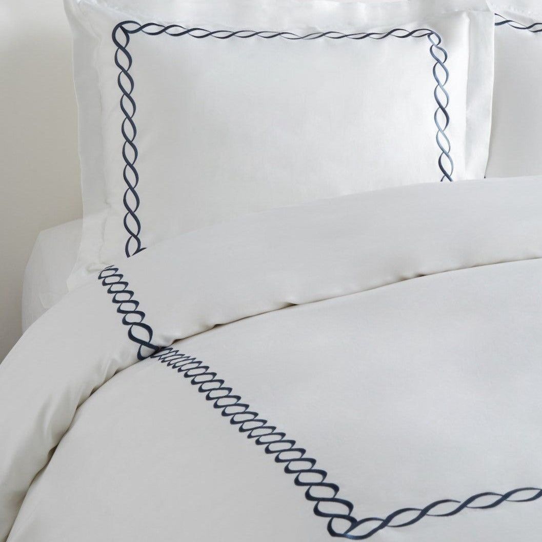 600 Thread Count Rope Embroidered Duvet Set