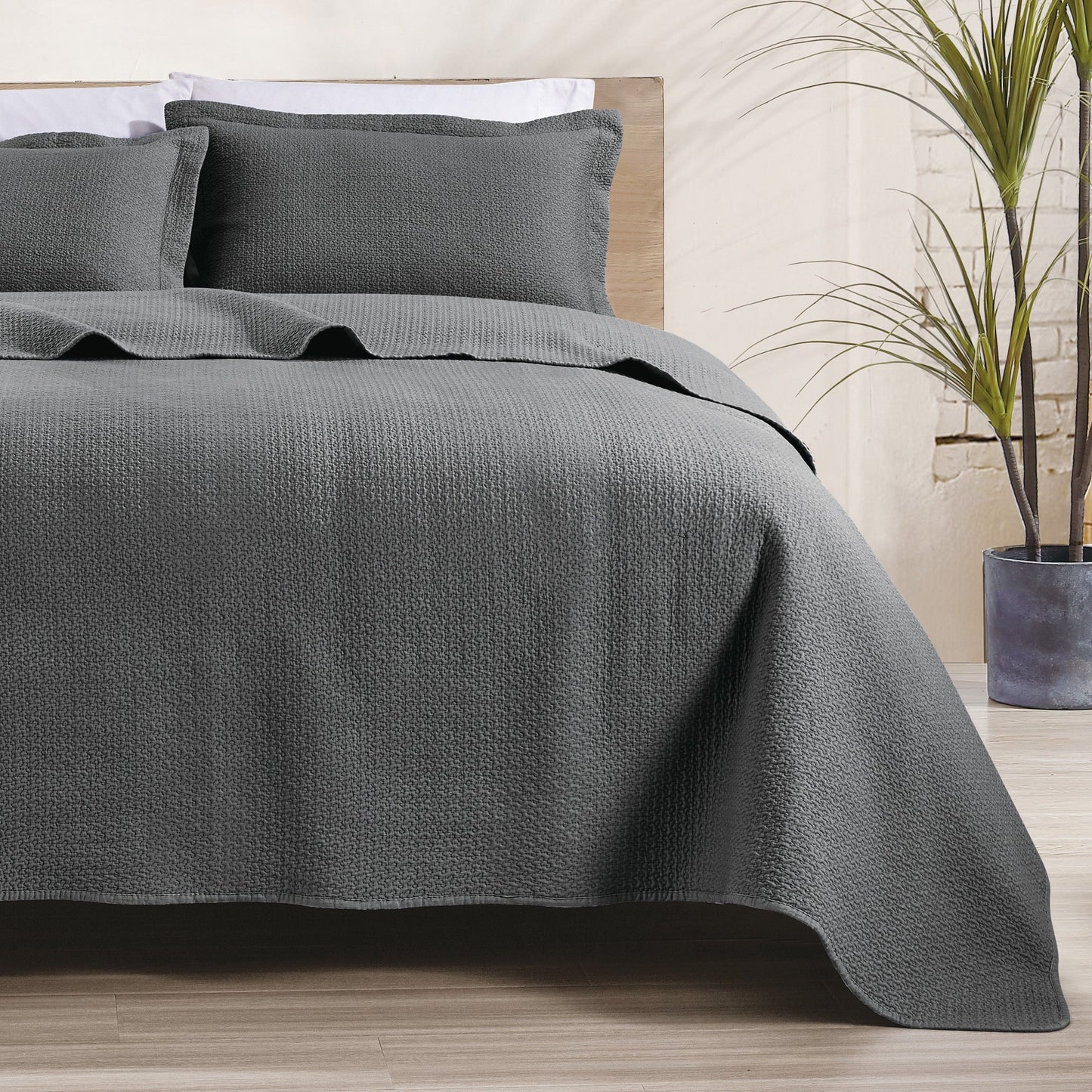 Vermicelli Stonewashed Quilt Set